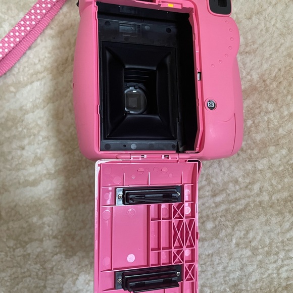 Fujifilm Instax Mini 9 Pink - Picture 3 of 3